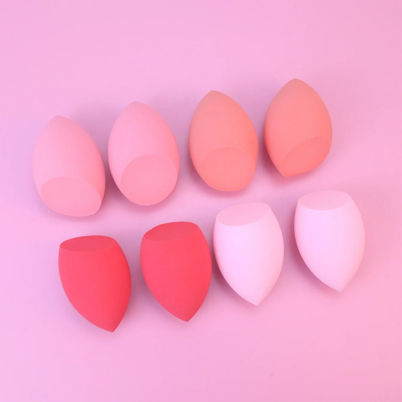 Makeup sponge for foundation, liquid, cream. Latex-free beauty sponge for blending, blender to enhance makeup, ideal gift