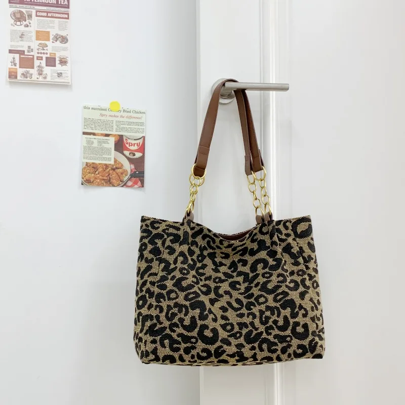 

Cotton Fabric Leopard Casual Tote Large Capacity CHAINS Versatile 2025 High Quality Ladies Bags Commuting Zipper Crossbody Bags
