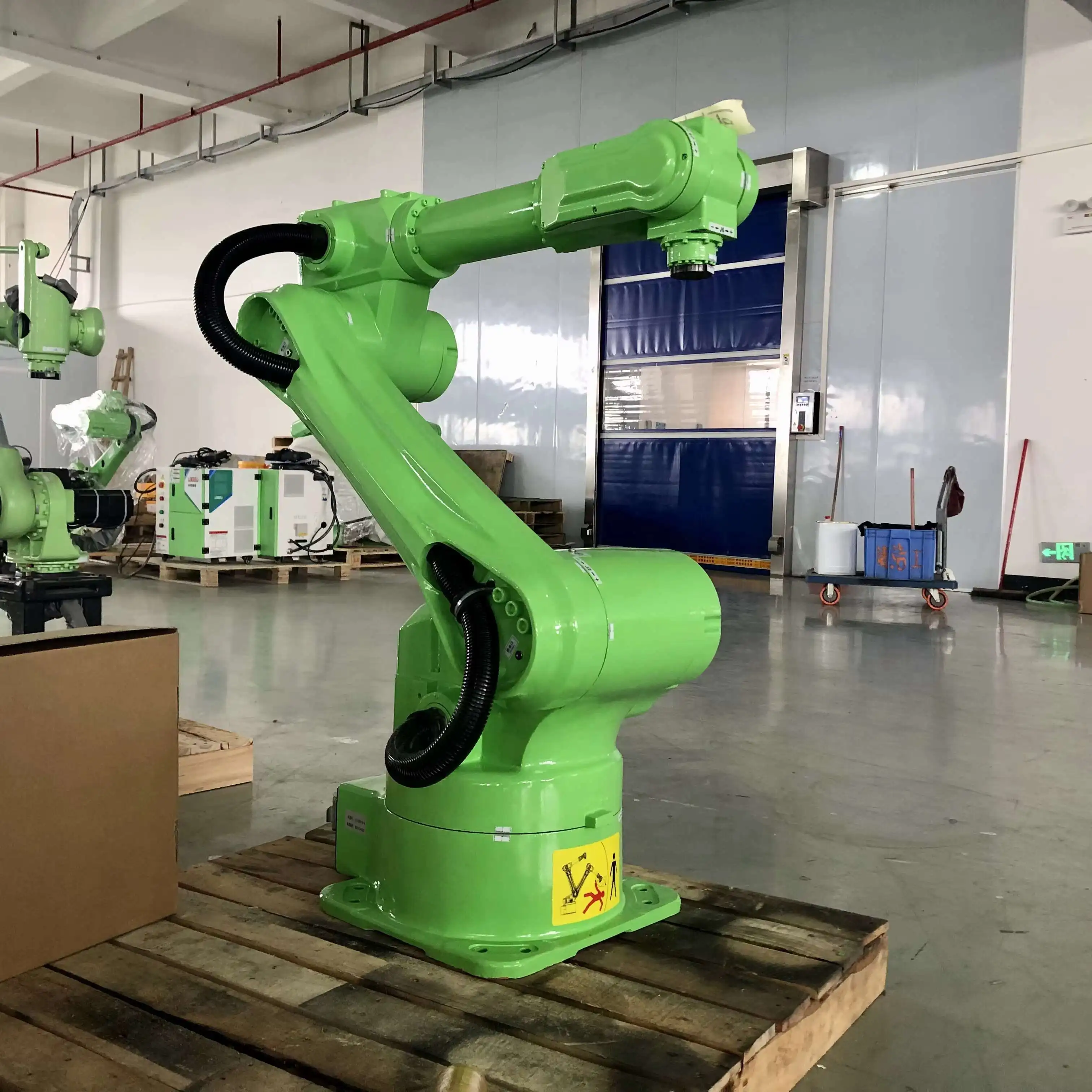 Automatic 6 Axis Robotic Fiber Laser Welding Hine With Motor And PLC Factory Core Components