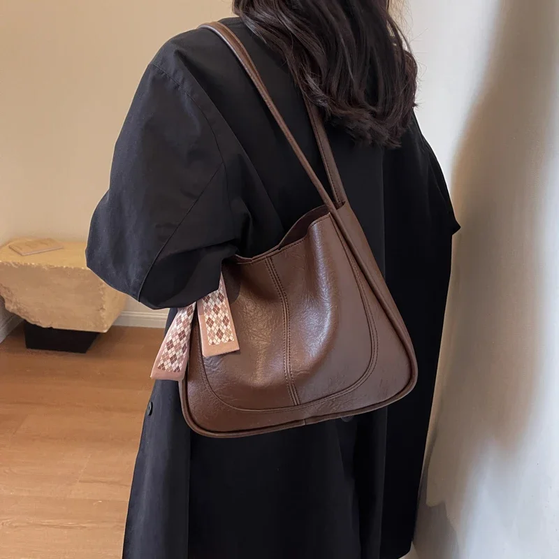 PU Zipper Tote Bags Ladies Bags on Sale 2024 High Quality Autumn Solid Wallet New Fashion High Capacity Casual Handbag