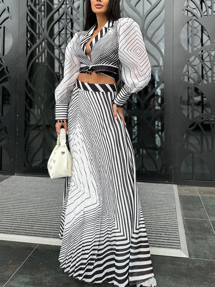 TWOTWINSTYLE Hit Color Striped Two Piece Sets For Women V Neck Lantern Sleeve Top High Waist A Line Skirt Vintage Set Female New