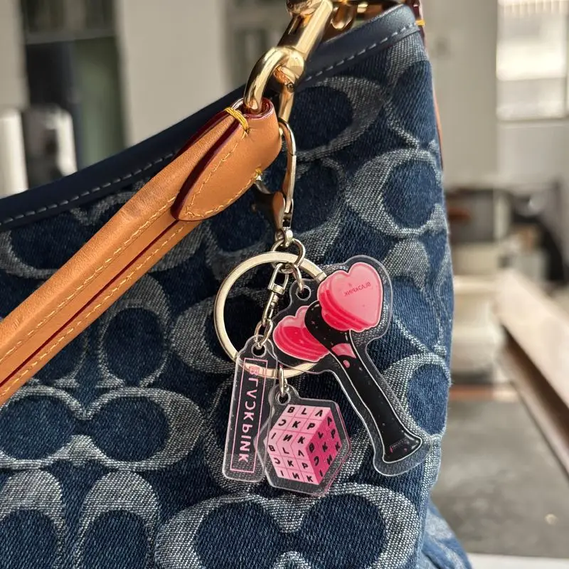 BLACK PINK Mini Stick Keychain Anime Peripheral Cheer Stick Charm Backpack Hanging Ornament Creative Fan Souvenir Gift