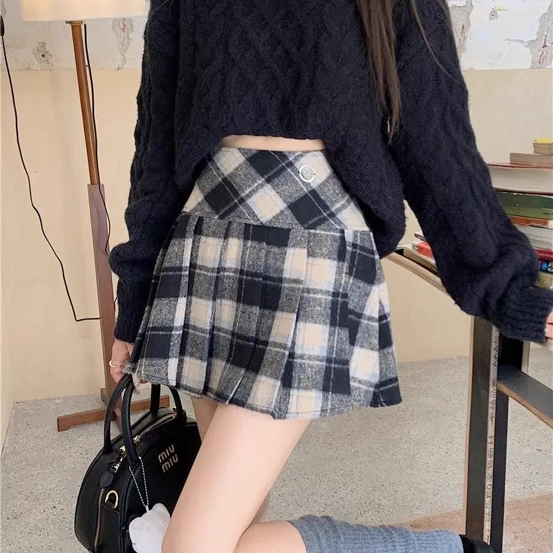 

Checkered Pleated Skirt for Women American Retro Plaid Autumn and Winter College Style High Waist Slimming A-line Short Skirt