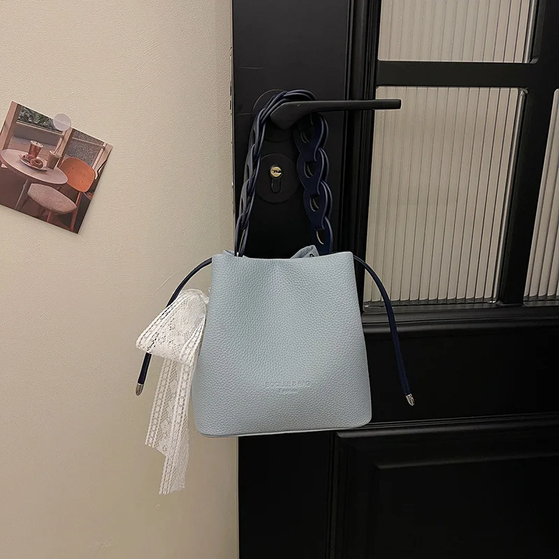 

‌ Роскошная большая сумка Осень 2025г. | Дизайнерская сумка в форме ведра с широким ремешком | Универсальная сумка через плечо с верхней ручкой