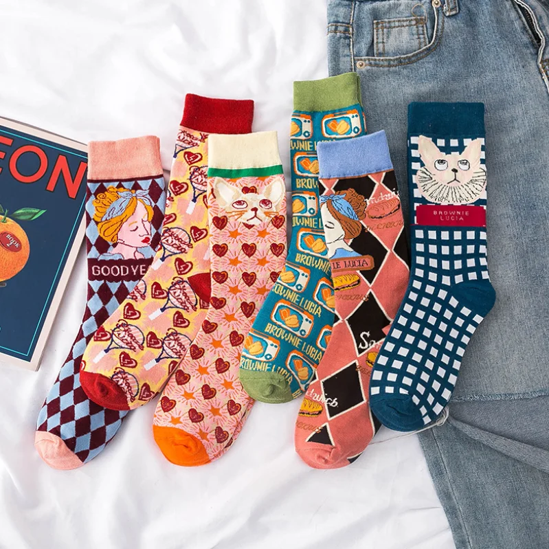 

European and American fashion color breathable sweat-absorbing printing socks for women with mushroom spring women's socks