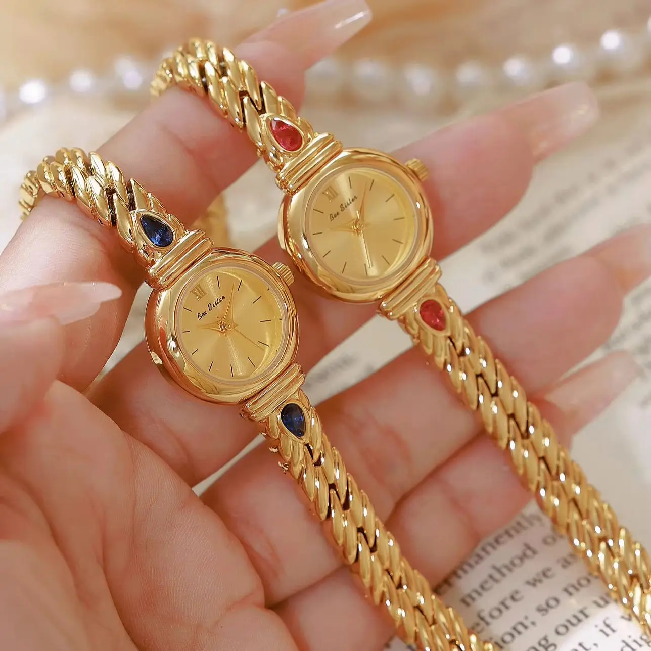 NEW Vintage Waterproof Women Watches Thick Cuban Chain Bracelet Fashion Small Round Dial Elegant Ladies Quartz Wristwatch Gift