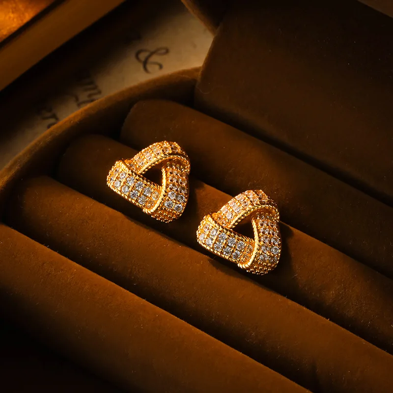 New copper-set-zirconia triangular stud earrings - stylish for daily wear, elegant and versatile, simple earrings