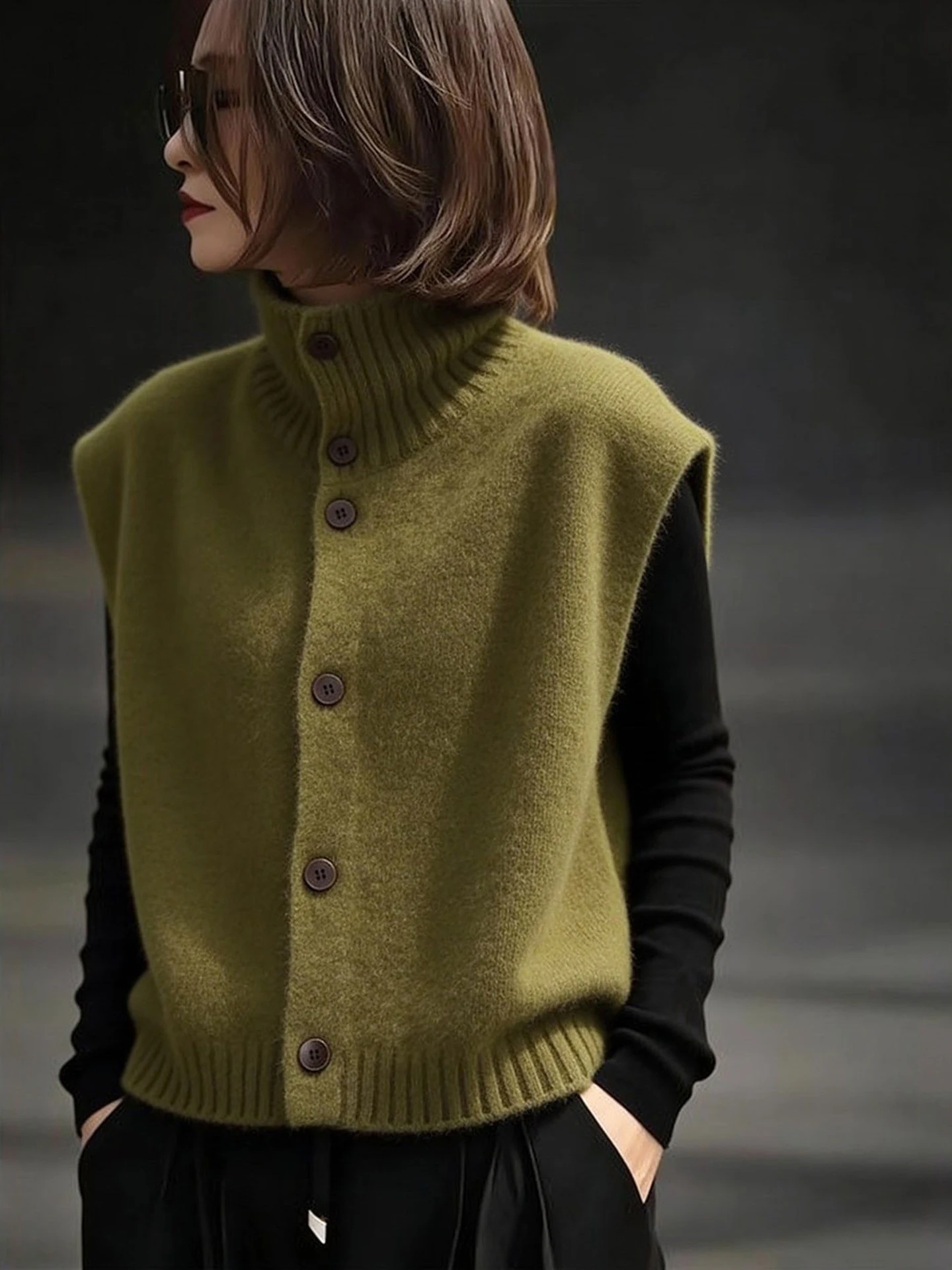 High Collar Knitted Vest Simple Commute Soft Anti-Aging Base Shirt Korean Style Winter Season Ladies Fashion Inner Wear