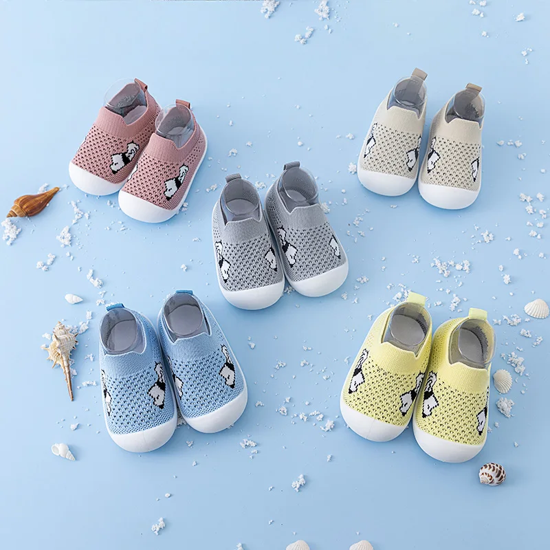 

Baby First Walker Slip-On Casual Sneakers Breathable Mesh Infant Toddler Shoes Soft Bottom Kids Girls Boys Spring Summer Popular
