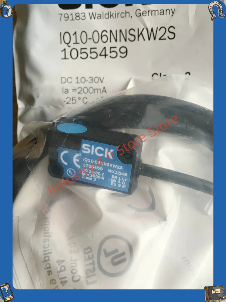 IQ10-06NNSKW2S Brand IQE17-05NNSKW2S Proximity Switch New