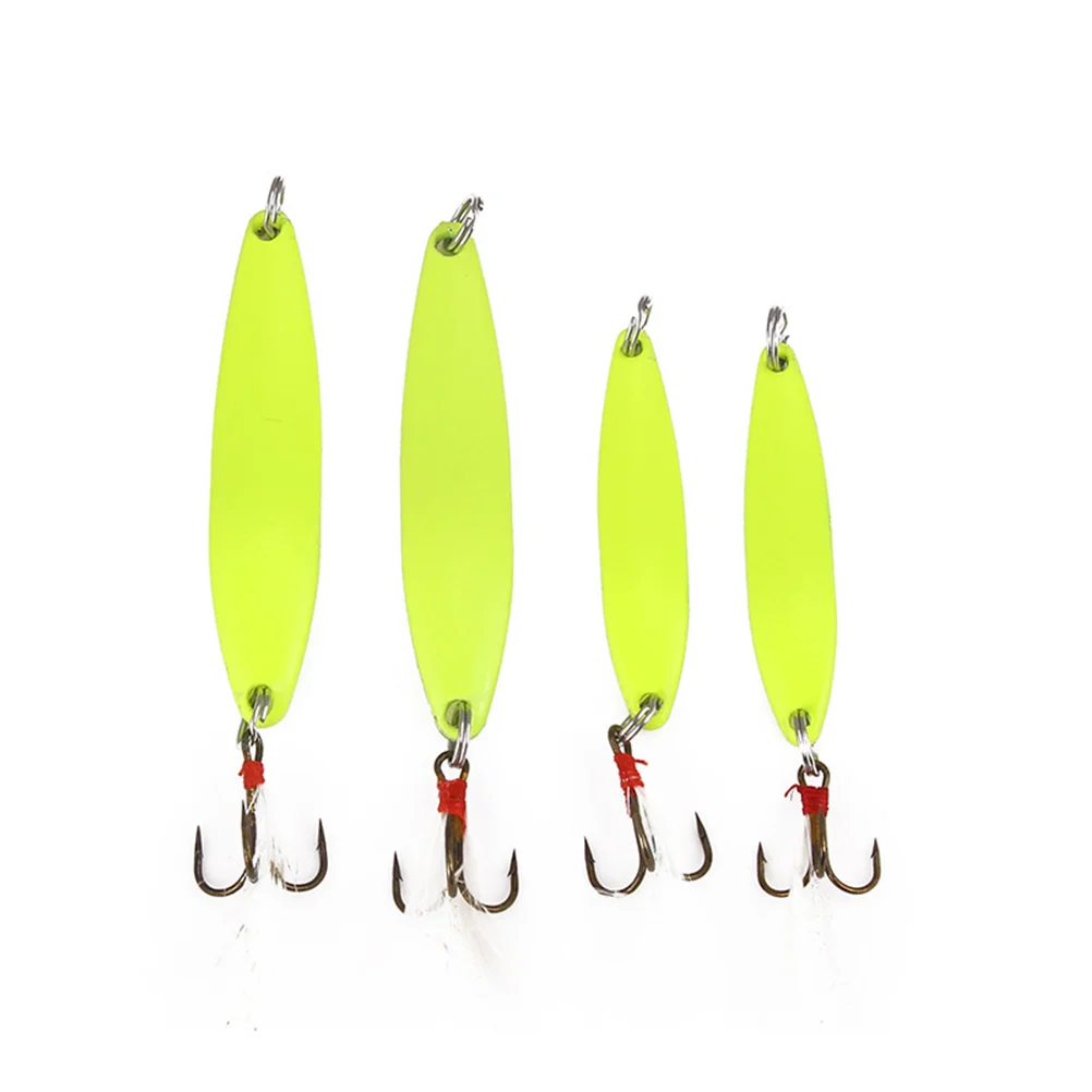 4Pcs Creative Fish Bait Luminous Sequins Lure Bait Light Green Hard Fake Bait Fishing Lures for Fishing(5g and and 10g and 13