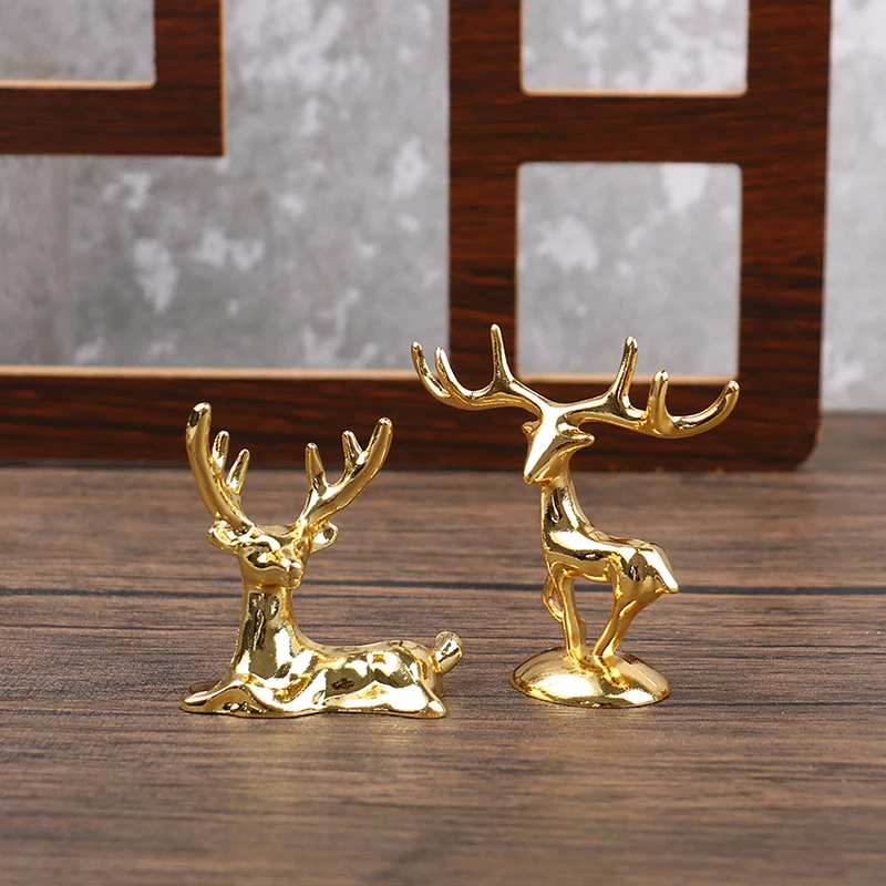 Elk Deer Statue Nordic Christmas Reindeer Art Figurine Vintage Golden Iron Handicraft Home Ornament Table Decoration Gift