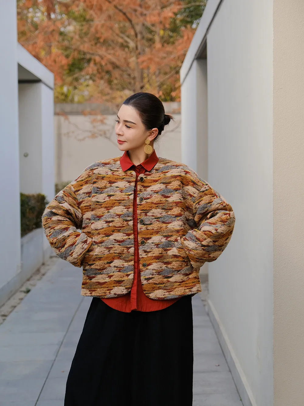 

Куртка из смешанной шерсти с вязаными вставками, круглой формы, разноцветная, с пушистой текстурой, в стиле «живопись маслом», с хлопковой подкладкой