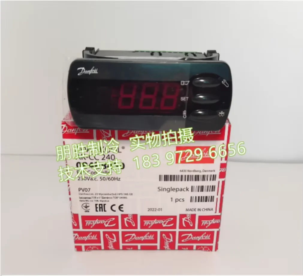 

New AK-CC240 084B8450 Danfoss AK-CC210 084B8520 Thermostat AK-CC250A 084B8528 Communication card EKA178A 084B8564