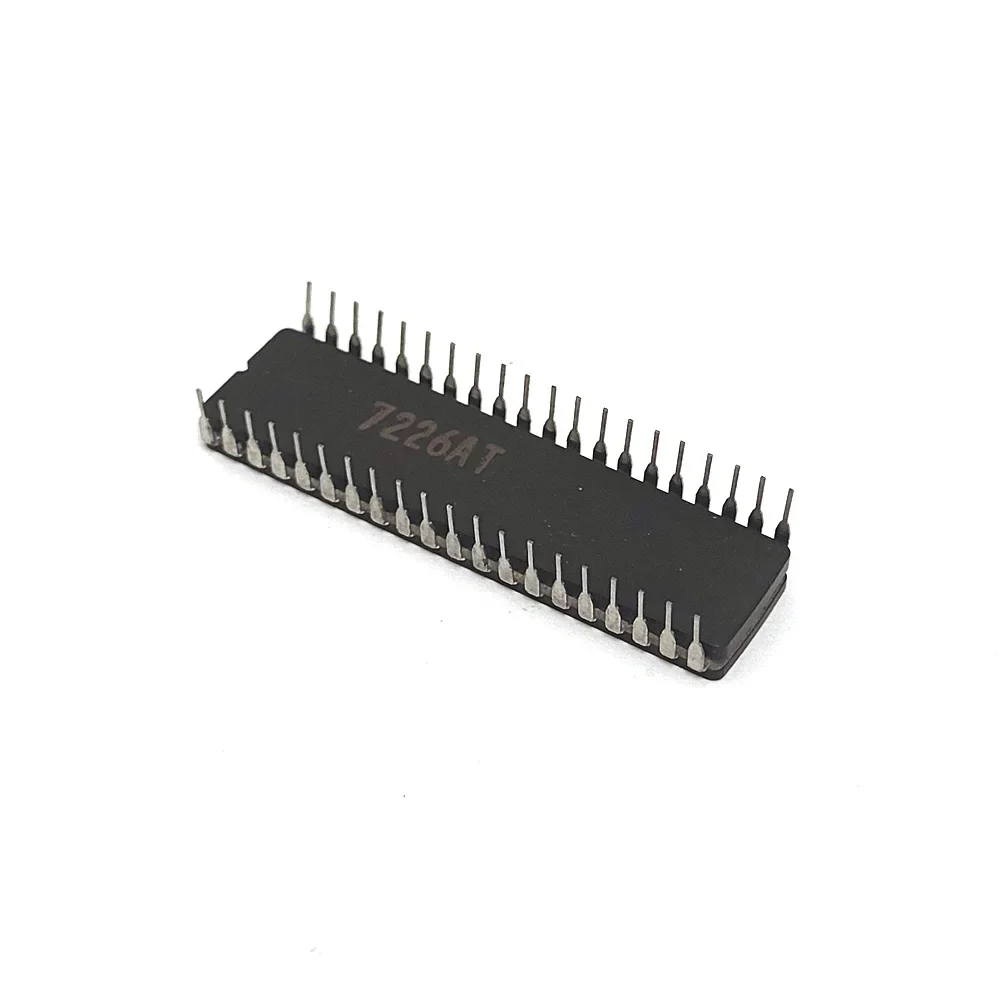 ICM7226AIJL Package:CDIP40 TIMERS COUNTERS AND DISPLAY DRIVERS