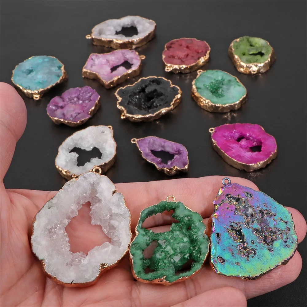 1 Uds. Colgante de geoda de cuarzo Natural colorido forma Irregular Color dorado plateado ágata rebanada colgantes para joyería collar DIY