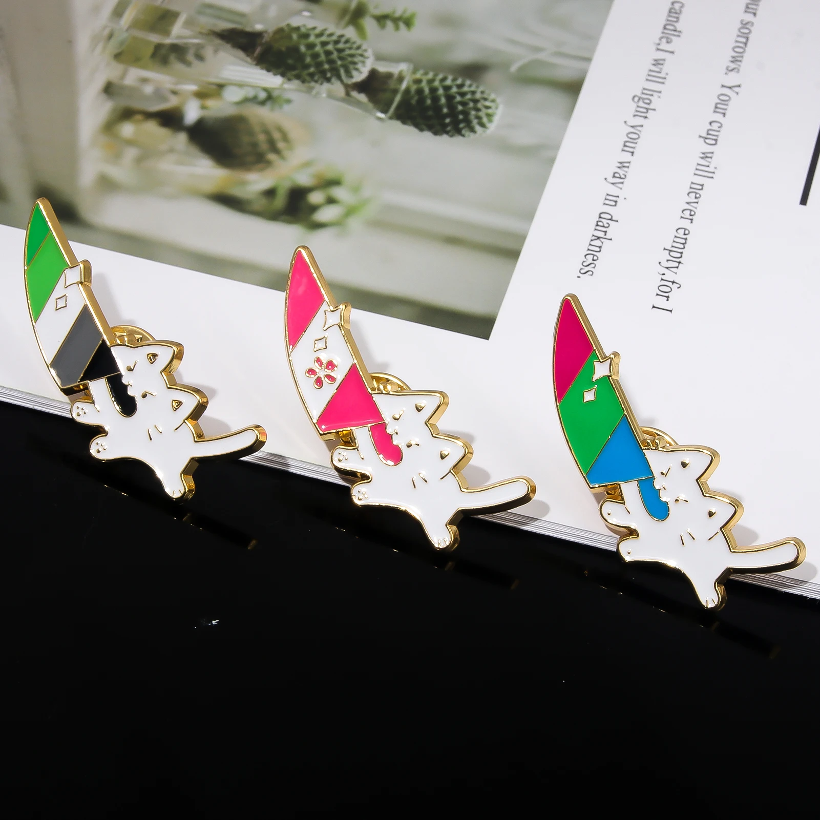 سكين فخر القط الفن شارة معدنية للرجال والنساء ، لطيف الكرتون دبوس القط ، بروش ، اكسسوارات الموضة ، هدية المجوهرات