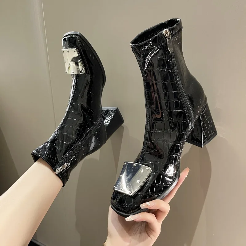 Women's Short Boots Winter New High-heeled Plaid Relief Zipper Motorcycle Boots Comfortable Temperament Increase Fashion Boots