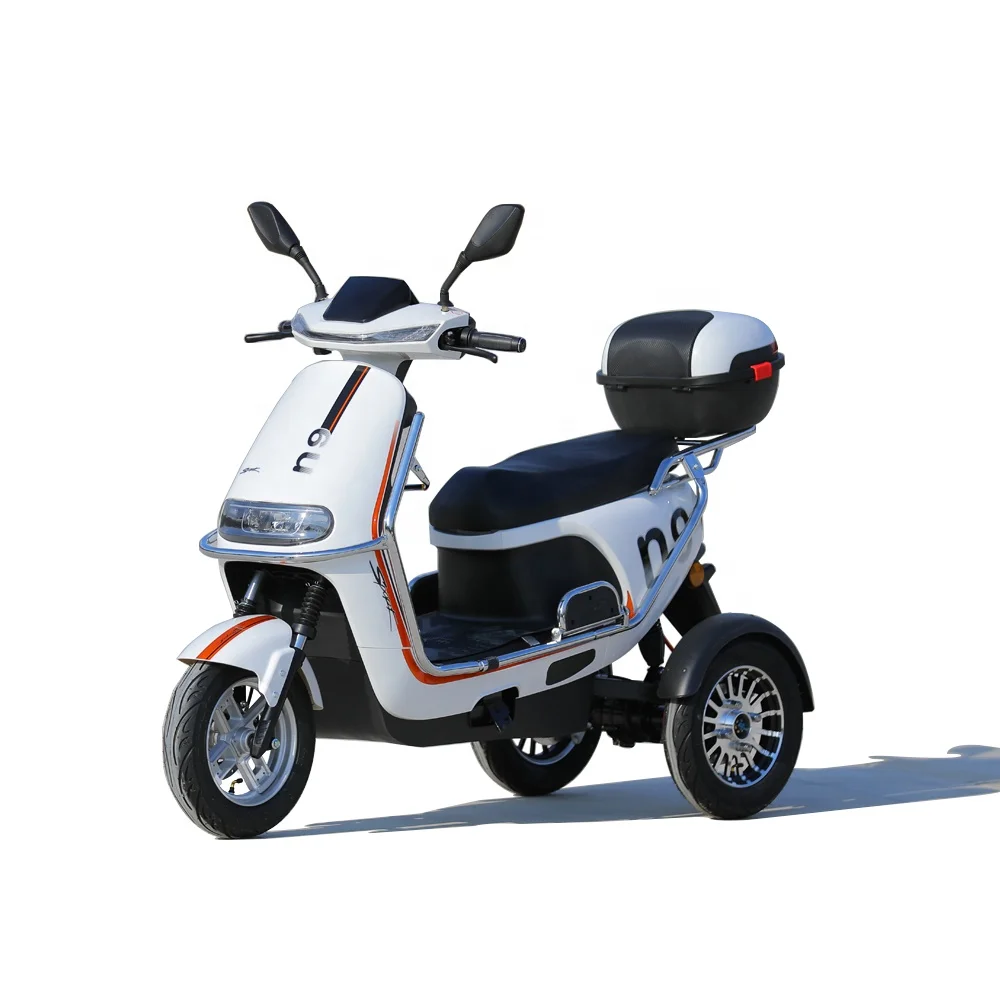3 Wheel Electric Moped Bike 800W Adult Electric Trike Motorcycle Scooter With Basket