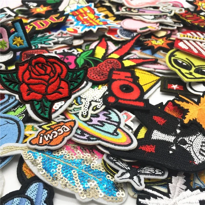 30PCS/lot Embroidery Patches Mixed Random Cartoon Iron On Patches for Clothing Sewing Stickers On Clothes Jeans Summer Style