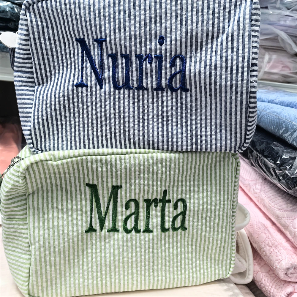 Nome del ricamo personalizzato borsa cosmetica nome personalizzato custodia per il trucco Seersucker da donna borsa da toilette da viaggio per