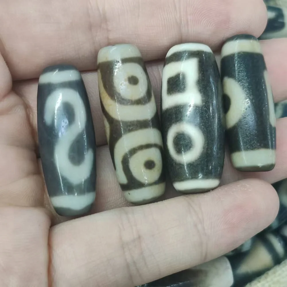 1 pcs Taiwan infiltrates high oil old materials weathered agate Tianzhu necklace pendant DIY accessories Dzi