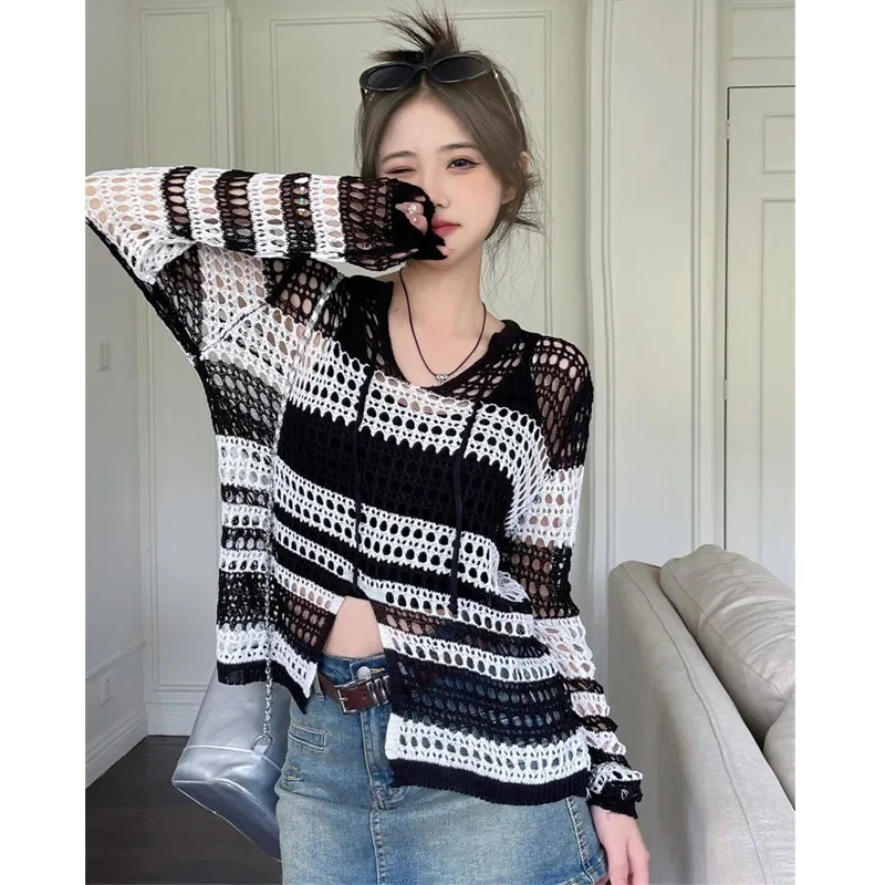 Thin Long Sleeve Hollow Out Split Hem T Shirts Summer New Striped Loose V Neck Sexy Tops Tees Y2K Fashion Casual Women Clothing