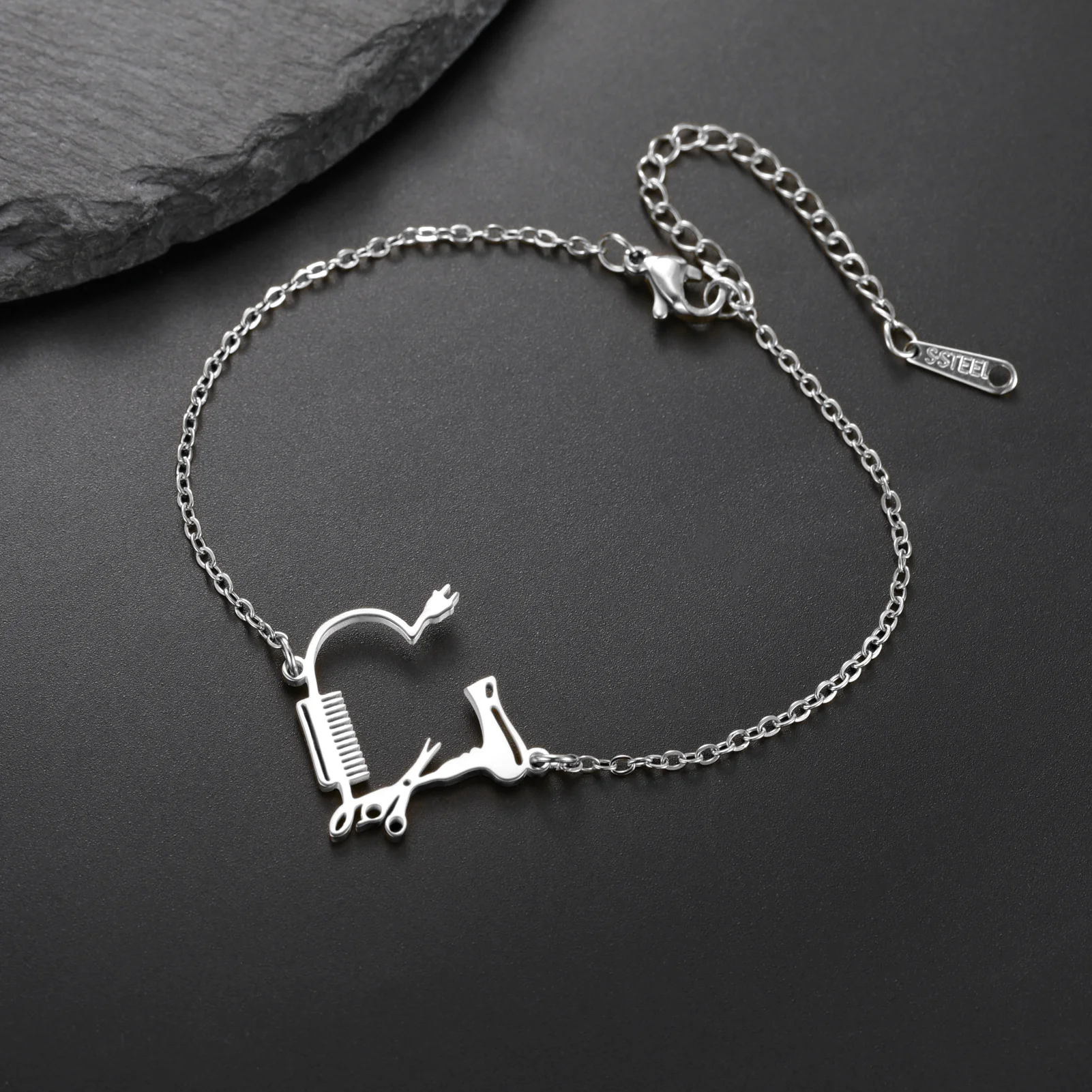 Unift Comb Scissor Bracelet for Women Men Steampunk Pendant Bracelets for Hairdressers Fashion Stainless Steel Jewelry Wholesale