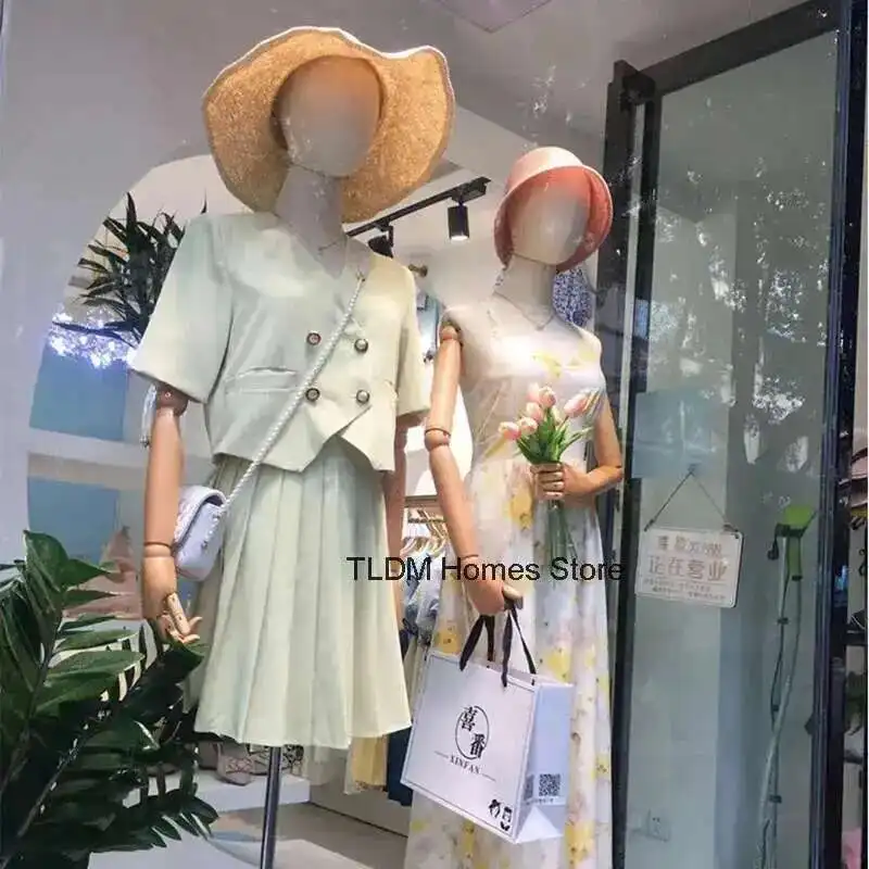 Modern Women's Clothing Mannequins Clothing Store Creative Female Half-length Window Display Stand Full Body Wedding Dress Model