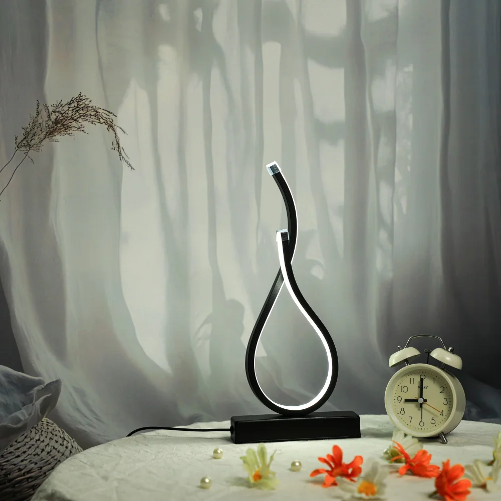1 piece of minimalist Nordic modern style LED desktop lamp, with USB power supply and three-color lighting for decorative atmosp