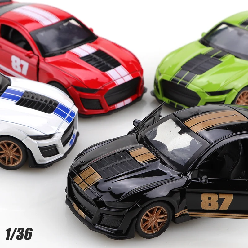 Bagged 1.36 Scale Realistic Mustang Alloy Pull-Back Car, The Best Children's Toy, Alloy Car, Supercar Color Scheme.