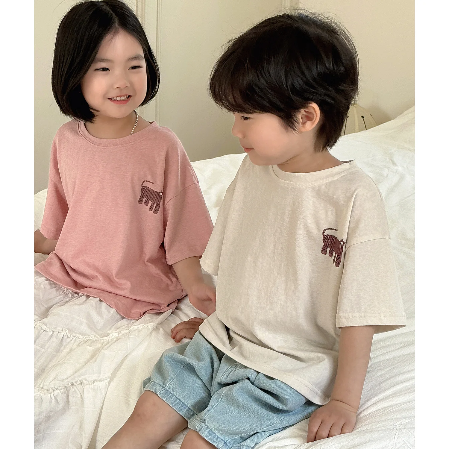 Boys Shirts Chlidren Clothes Summer Korean Style Casual Simple Loose Short Sleeve T-shirt Cartoon Printed Solid Color Shirts