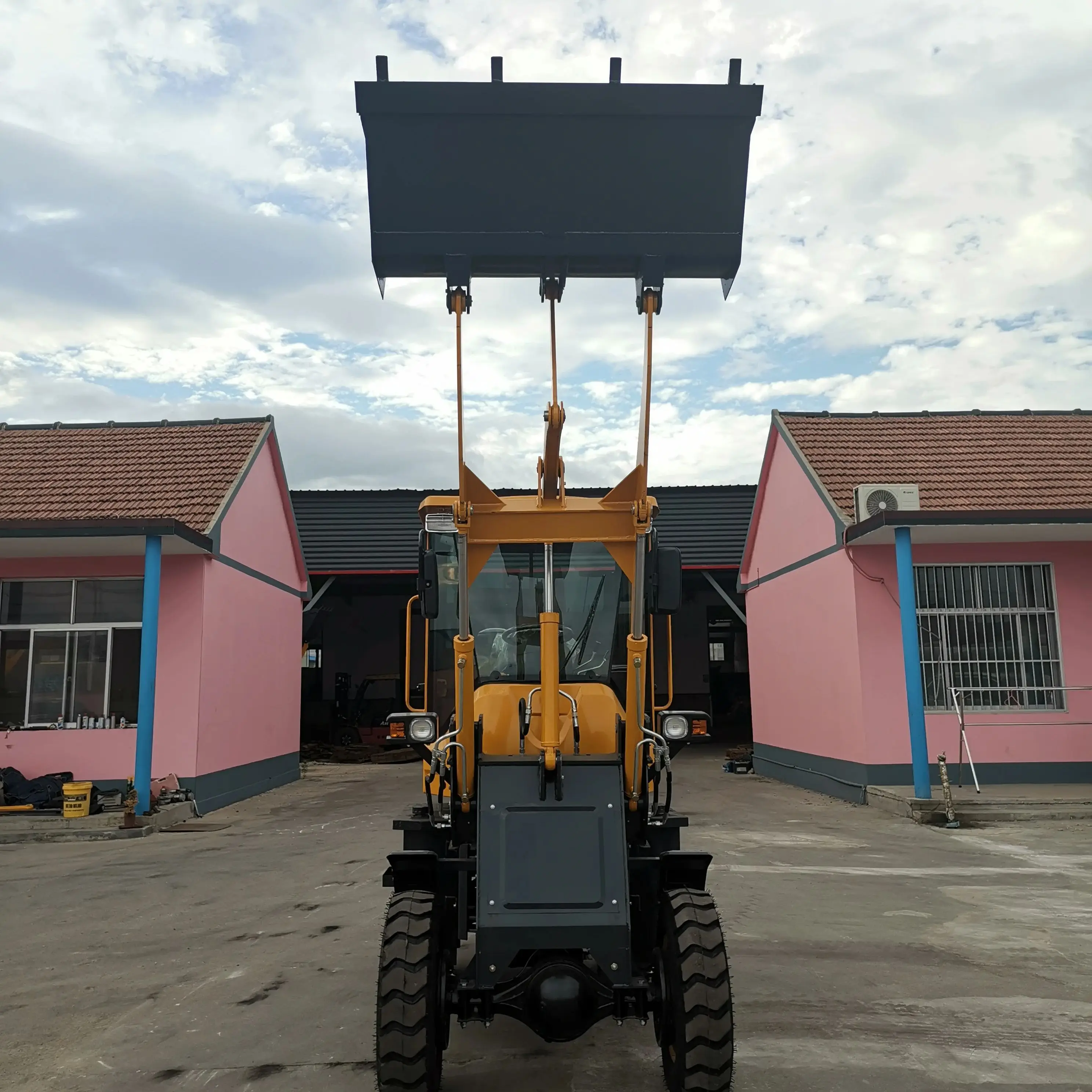 Chargeuse sur pneus chinoise 2t 2.5t 3t1.5 tonnes, petit chargeur à bras télescopique articulé, micro chargeuse sur pneus de grande capacité