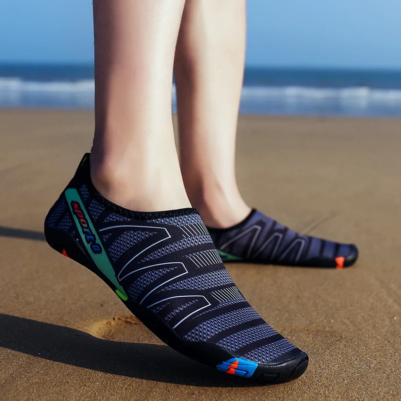 2023 Water Shoes for Womens and Mens Summer Barefoot Shoes Quick Dry Aqua Socks for Beach Swim Yoga Exercise Aqua Shoes