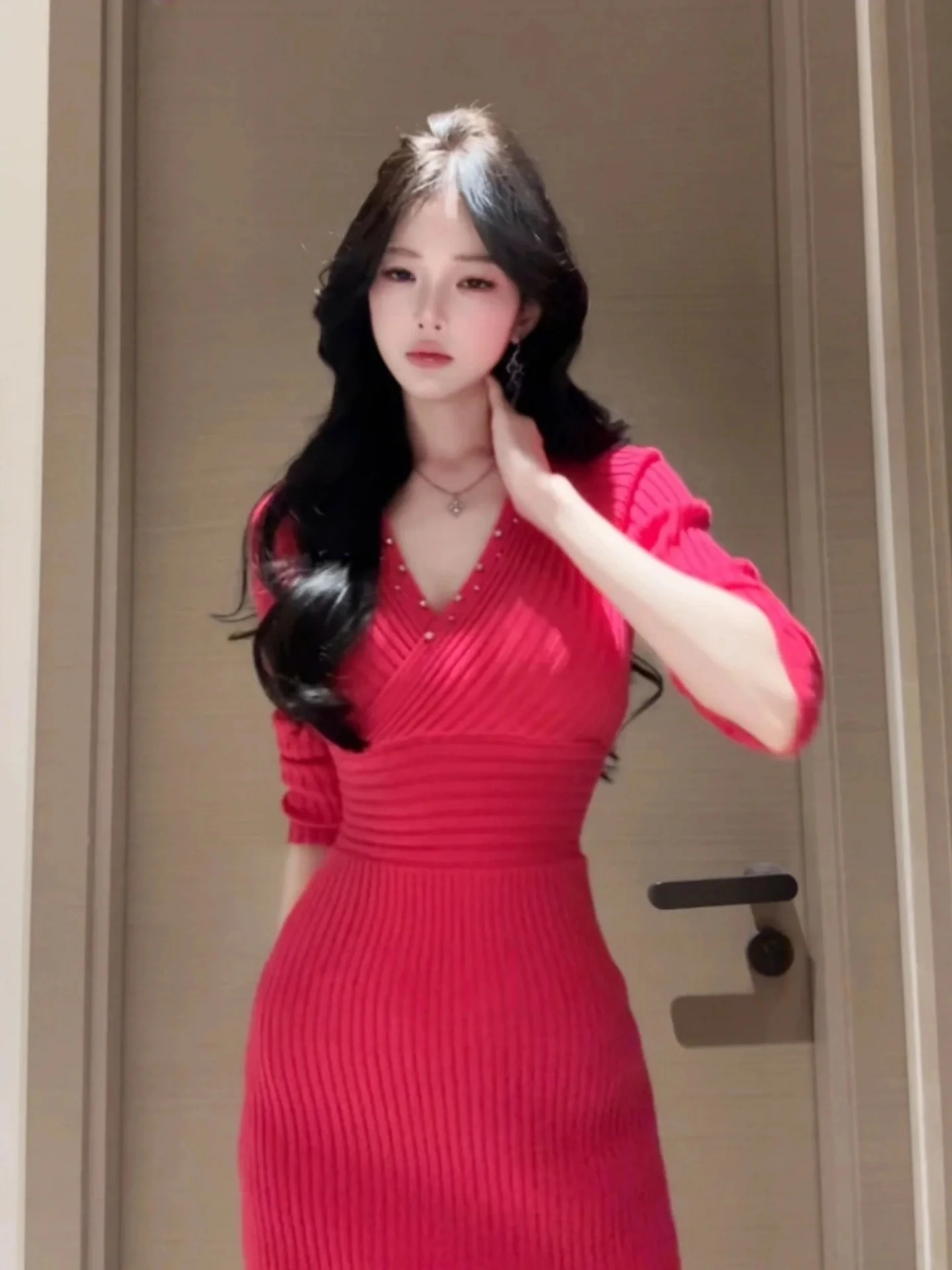 

Red V-Neck Knitted Sweater Dress Women Early Spring Sexy Pure Desire Waist-Cinched Slim Fit Long Skirt Polyester Fiber