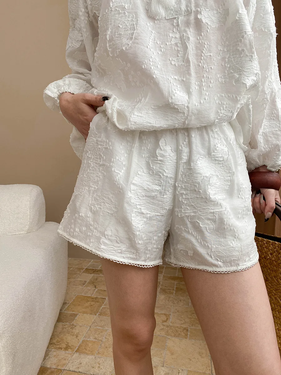 

Cool Zen Style Vacation Style Hollow Out Jacquard V-Neck Sunscreen Shirt Shorts Two-Piece Set