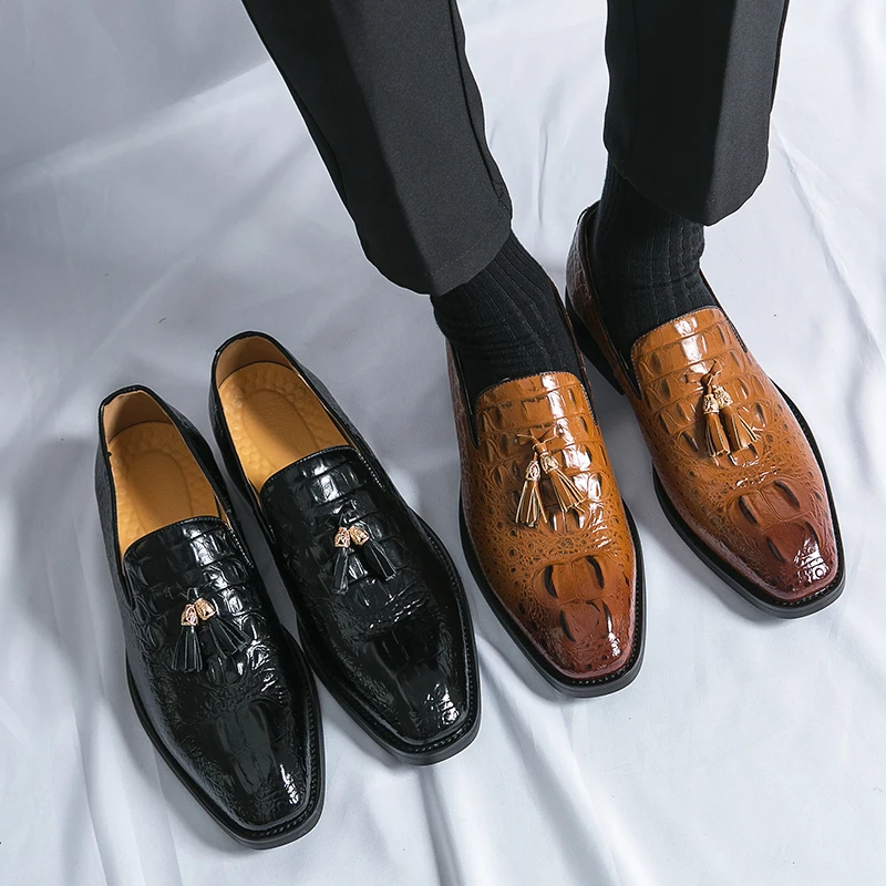 2024 scarpe Casual da uomo in pelle nappa Luxury Brand Oxfords scarpe da guida mocassini da uomo vestono scarpe con suola spessa per uomo nuovo matrimonio