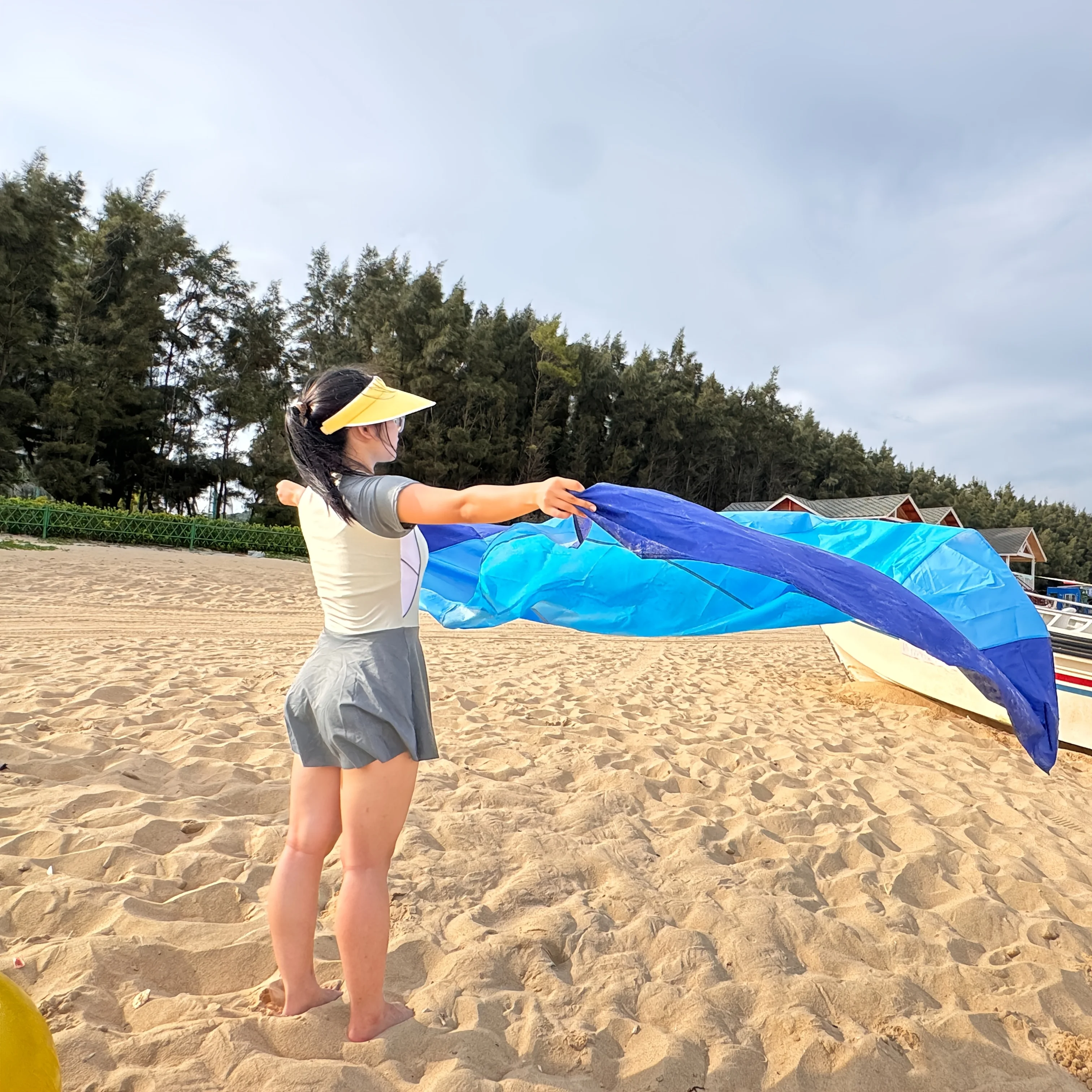 Sand Proof Beach Mat Blue And White Gradient Waterproof Picnic Mat Portable Folding Outdoor Camping Mat Beach Blanket