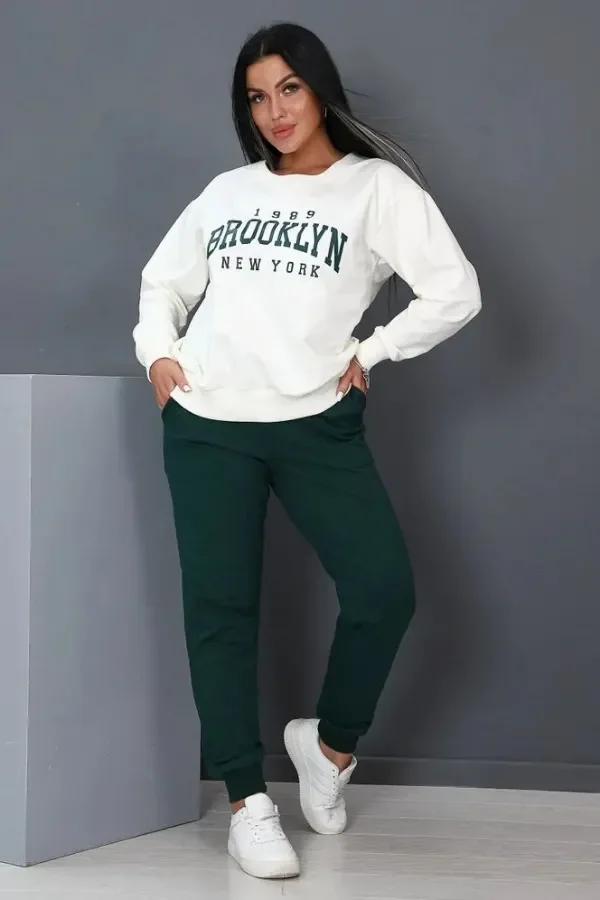 

The New Loose Casual Hoodie with A Round Neck and Letter Print Is Versatile It's A Long-sleeved Autumn Winter with An Ins Style