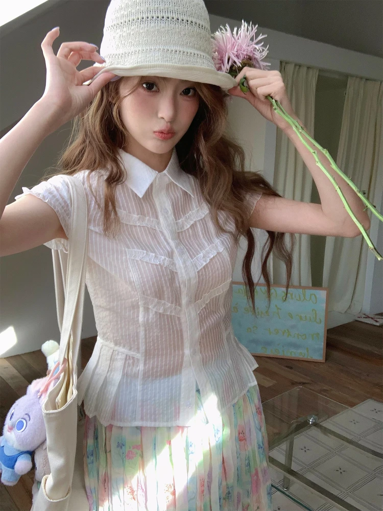 

RRFIGHT Summer 2025 White Striped ort Sve irt Women's Faionable Design Slim Fit Ne Thin Material Japanese Sle