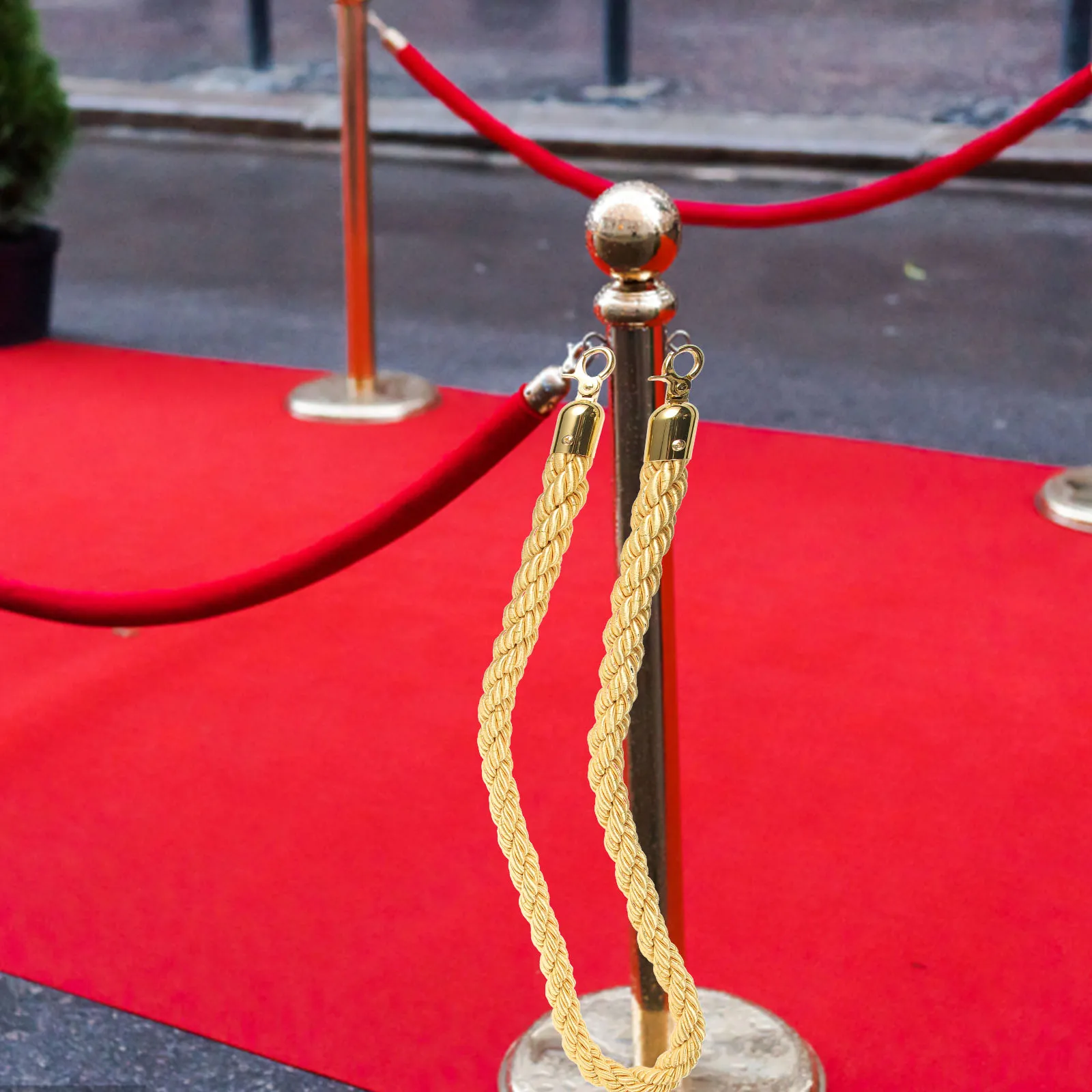 

1.5m Golden Stainless Steel Barrier Rope with Hooks for Crowd Control Stanchions Flax Ropes Queue Pillar Isolation Line Security