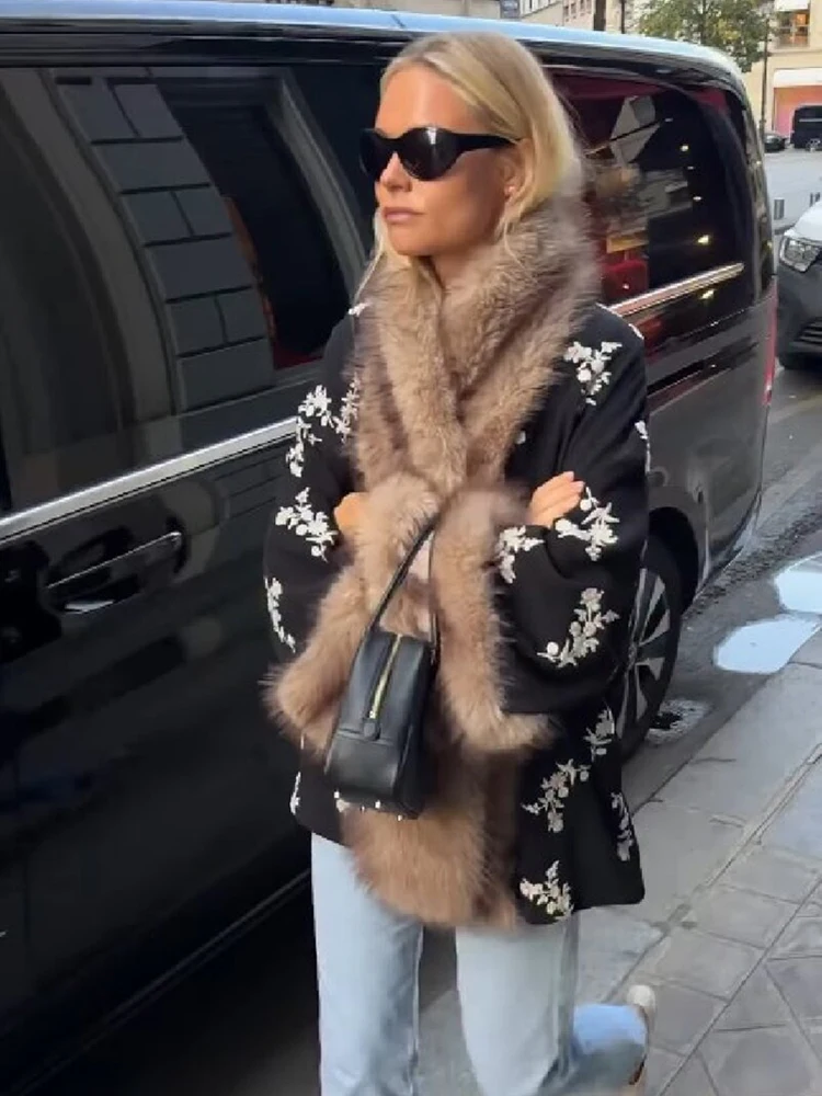 Vintage Floral Print Faux Fur Trim Cape Coat Women Open Front Fluffy Collar Cuffs Loose Cardigans Female Winter Luxury Outerwear
