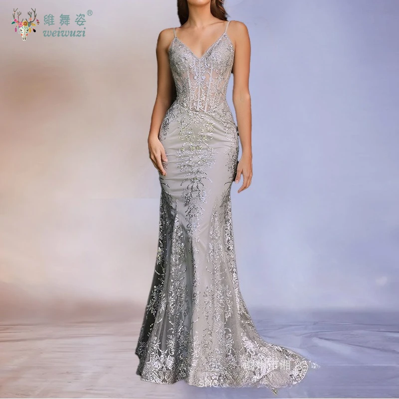 Squisiti abiti da ballo con cinturino per spaghetti Applicazioni scintillanti Sirena con paillettes Abiti da ballo per feste di compleanno sexy di lusso con scollo a V aperto sul retro