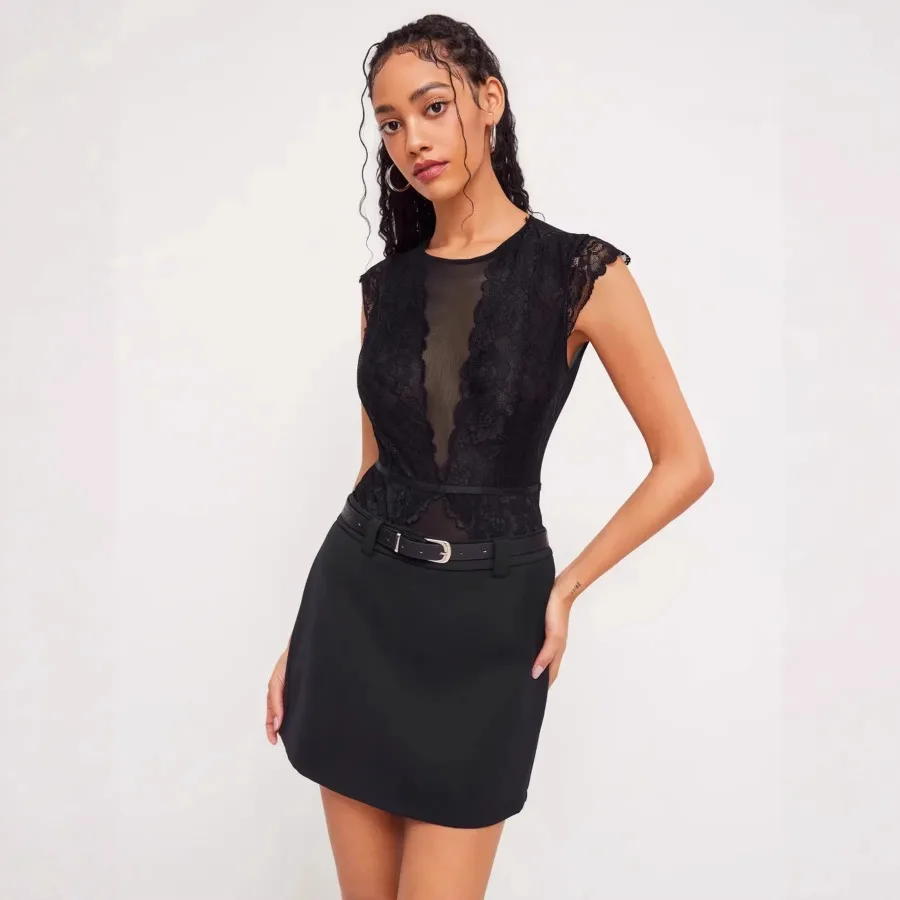 

【New style】Retro lace dress women's summer sexy slimming hot girl onepiece niche stitching bag hip mesh dress