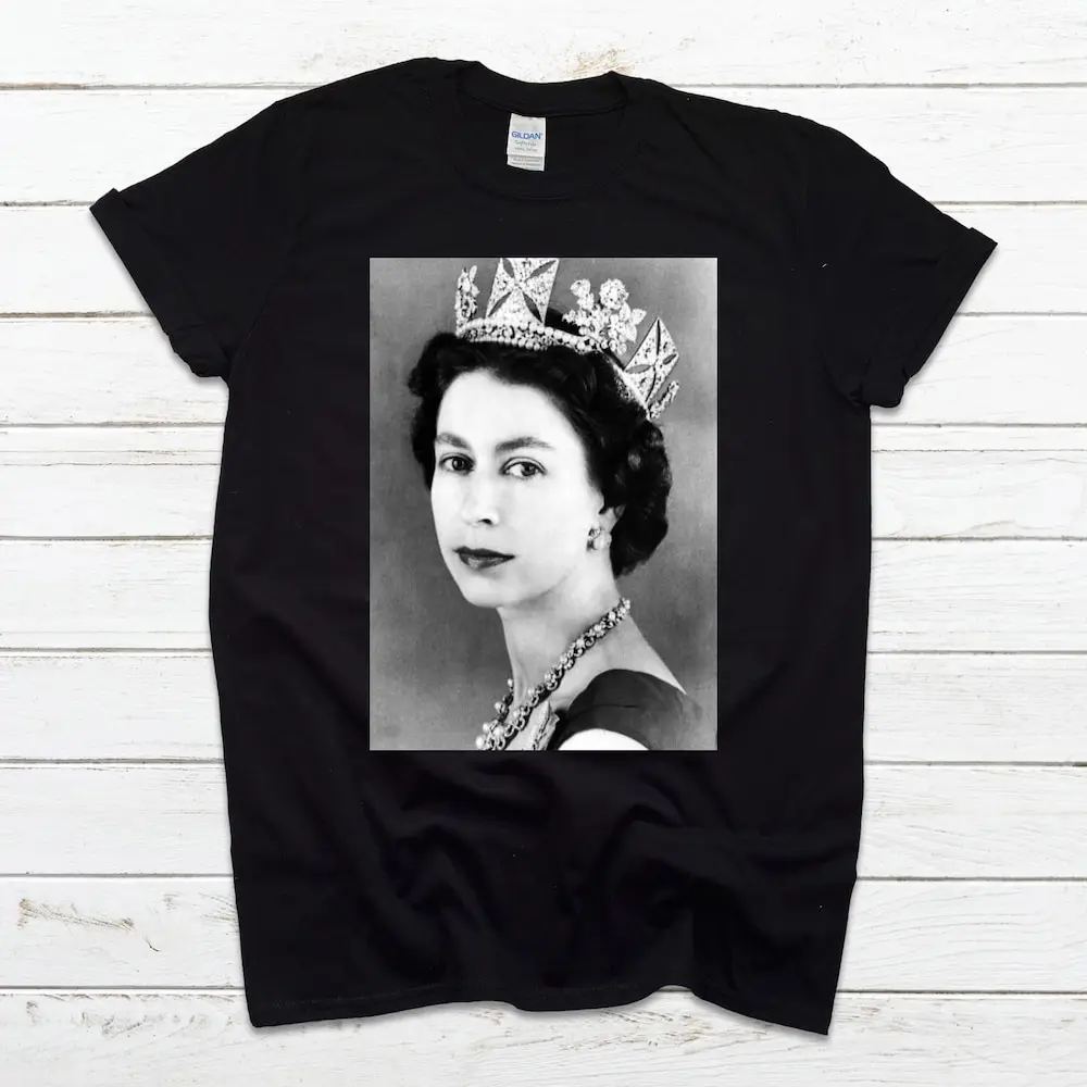 Her Majesty The Queen Elizabeth Ii T Shirt 1217