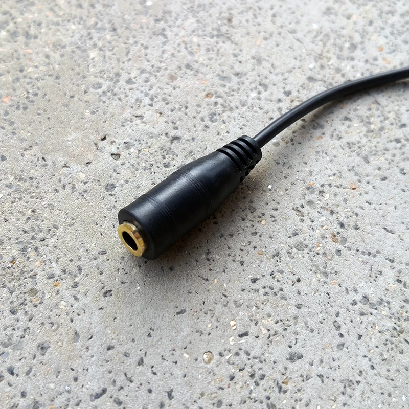 Cable adaptador de Audio en ángulo recto, 15cm, 3 polos, estéreo, 2,5mm, macho a 3,5mm, conector hembra, 90