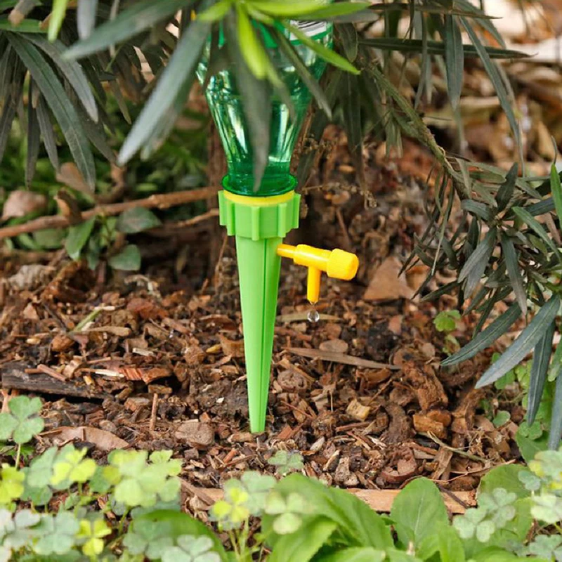 Pointes d'arrosage automatique pour plantes, système d'irrigation goutte à goutte automatique, dispositif de goutte-à-goutte d'eau automatique réglable, serre et jardin, 10 pièces