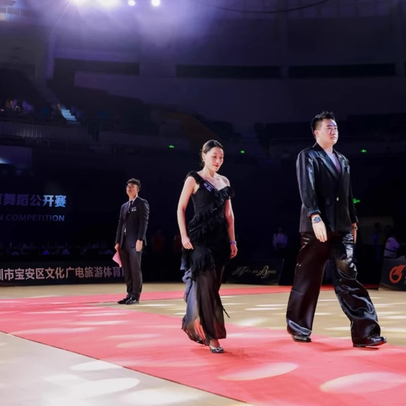 الرجعية الأسود كشكش حافة الدانتيل غير النظامية المرأة فستان بكتافة 2025 الصيف تصميم جديد مزاجه الساخن فتاة مثير فساتين طويلة السيدات