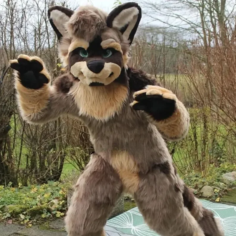 

Brown Long Fur Wolf Mascot Costume Husky Fox Dog Furry Suits Halloween Carnival Cartoon Character Wolf Walking Doll Outfits