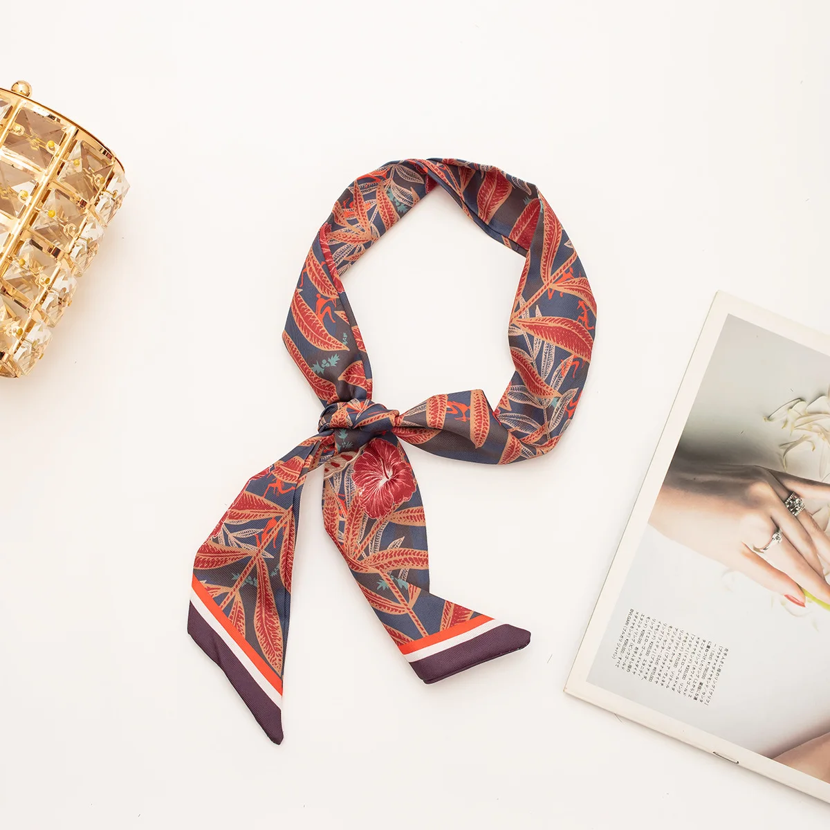 

Minimalist Elegant Long Silk Scarf Headband Bow Tie Hair Accessory Gift-Wrapped Ribbon Hairpiece